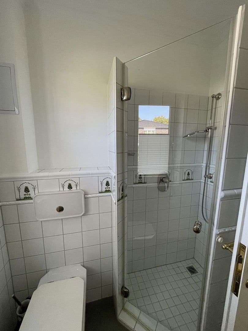 Predaj domu 360 m², pozemek 1.240 m², Paustian-Ring 122, Bad Bramstedt, Šlezvicko-Holštajnsko Predaj domu 360 m², pozemek 1.240 m², Paustian-Ring 122, Bad Bramstedt, Šlezvicko-Holštajnsko