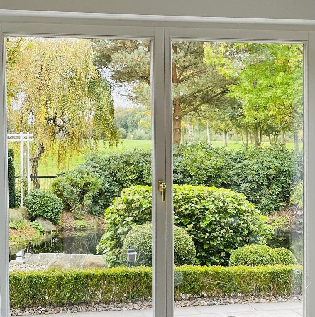 Predaj domu 360 m², pozemek 1.240 m², Paustian-Ring 122, Bad Bramstedt, Šlezvicko-Holštajnsko Predaj domu 360 m², pozemek 1.240 m², Paustian-Ring 122, Bad Bramstedt, Šlezvicko-Holštajnsko