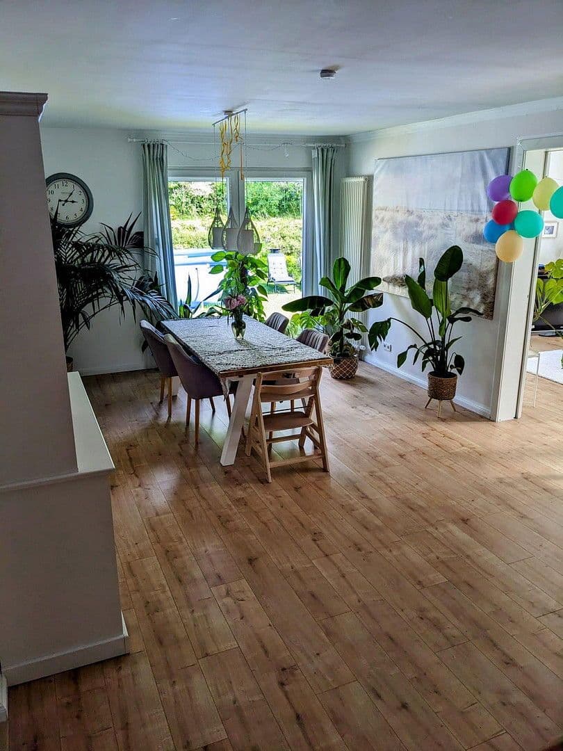 Predaj domu 170 m², pozemek 550 m², Am Golfplatz 4a, Escheburg, Šlezvicko-Holštajnsko Predaj domu 170 m², pozemek 550 m², Am Golfplatz 4a, Escheburg, Šlezvicko-Holštajnsko