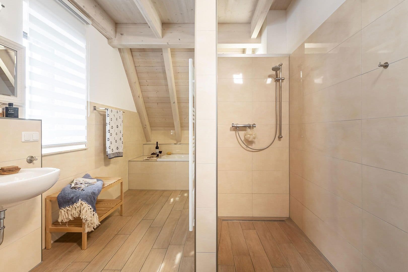 Predaj domu 120 m², pozemek 497 m², Zum Golfpark 9, Dranske, Meklenbursko-Predpomoransko Predaj domu 120 m², pozemek 497 m², Zum Golfpark 9, Dranske, Meklenbursko-Predpomoransko