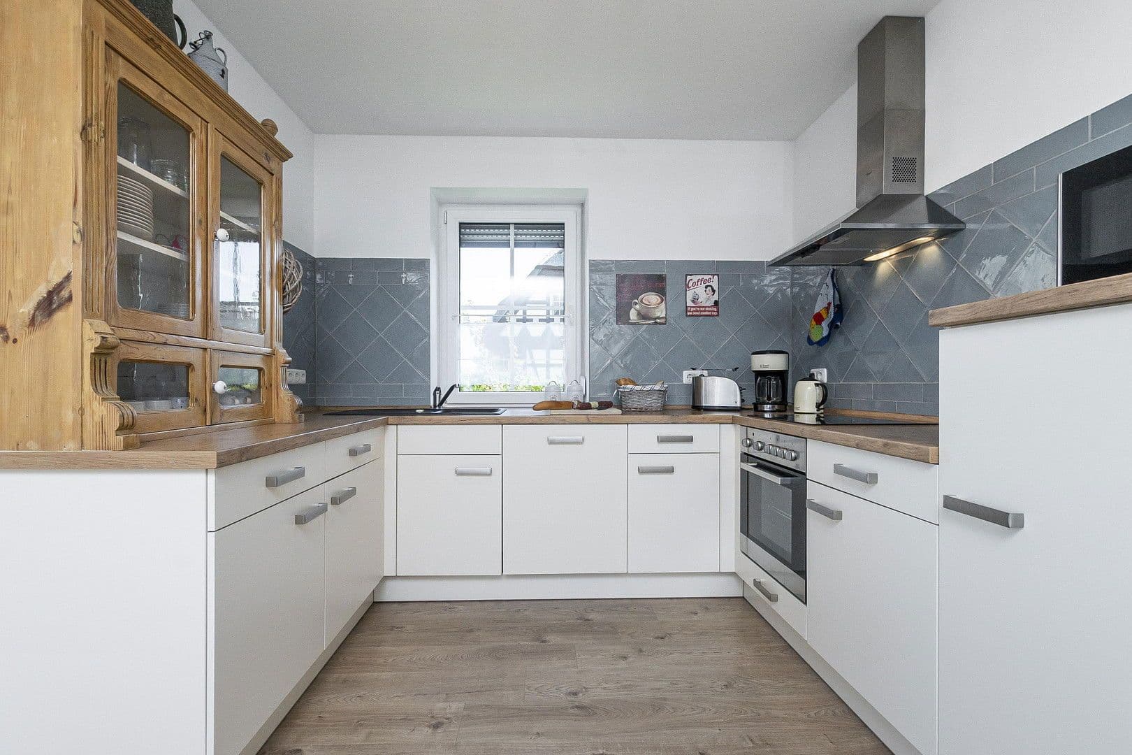 Predaj domu 120 m², pozemek 497 m², Zum Golfpark 9, Dranske, Meklenbursko-Predpomoransko Predaj domu 120 m², pozemek 497 m², Zum Golfpark 9, Dranske, Meklenbursko-Predpomoransko