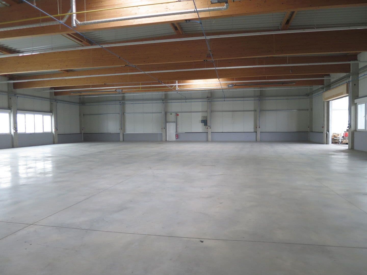 Prenájom nebytového priestoru 1.700 m², Windmüllerstr. 50, Lippstadt, Severné Porýnie - Westfálsko Prenájom nebytového priestoru 1.700 m², Windmüllerstr. 50, Lippstadt, Severné Porýnie - Westfálsko