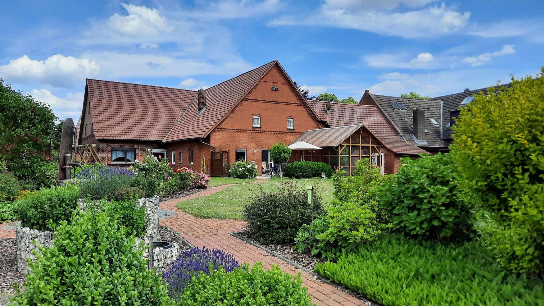 Predaj domu 240 m², pozemek 1.970 m², Petershagen, Severné Porýnie - Westfálsko Predaj domu 240 m², pozemek 1.970 m², Petershagen, Severné Porýnie - Westfálsko