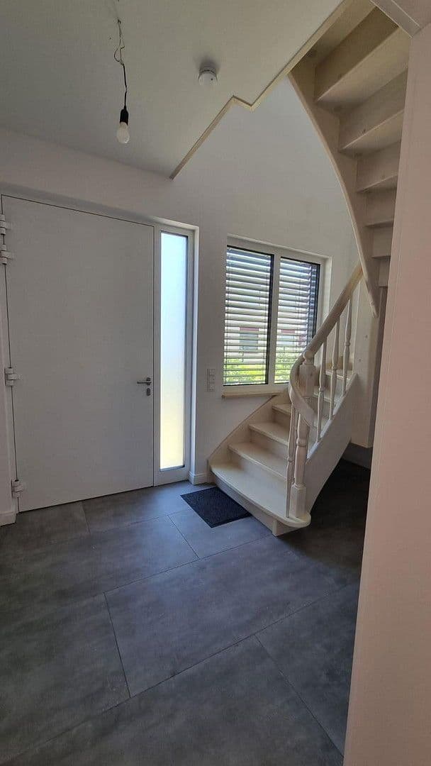 Prenájom domu 197 m², pozemek 485 m², Berlin, Berlín Prenájom domu 197 m², pozemek 485 m², Berlin, Berlín