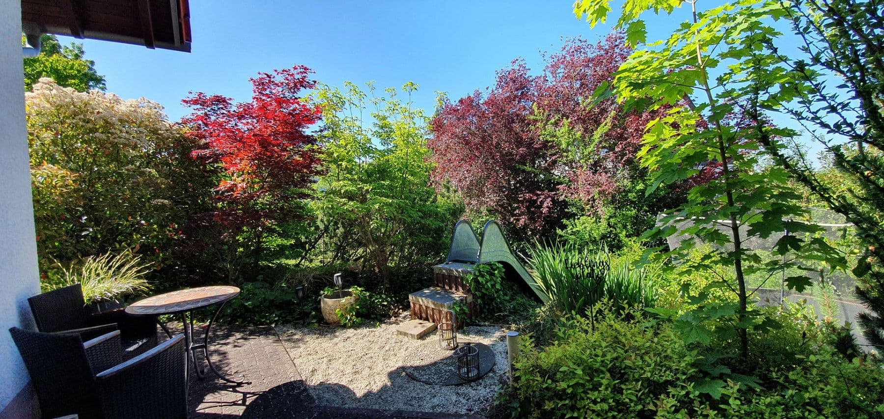 Predaj domu 270 m², pozemek 1.648 m², Hermersberg, Porýnie-Falcko Predaj domu 270 m², pozemek 1.648 m², Hermersberg, Porýnie-Falcko