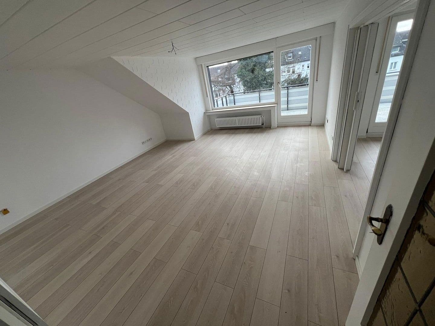Predaj bytu 4-izbový 107 m², Oberhausen, Severné Porýnie - Westfálsko Predaj bytu 4-izbový 107 m², Oberhausen, Severné Porýnie - Westfálsko