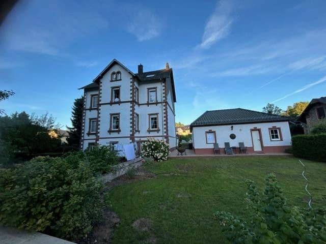 Predaj domu 240 m², pozemek 2.468 m², Mürlenbach, Porýnie-Falcko Predaj domu 240 m², pozemek 2.468 m², Mürlenbach, Porýnie-Falcko