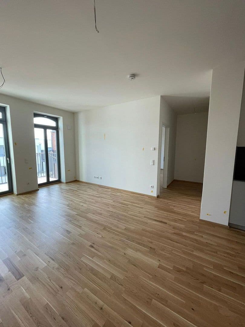 Prenájom bytu 2-izbový 77 m², Leonhardstr. 29, Nürnberg, Bavorsko Prenájom bytu 2-izbový 77 m², Leonhardstr. 29, Nürnberg, Bavorsko