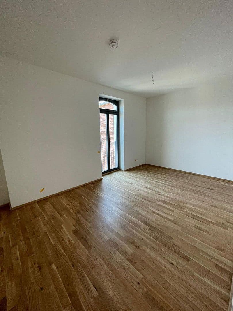 Prenájom bytu 2-izbový 77 m², Leonhardstr. 29, Nürnberg, Bavorsko Prenájom bytu 2-izbový 77 m², Leonhardstr. 29, Nürnberg, Bavorsko