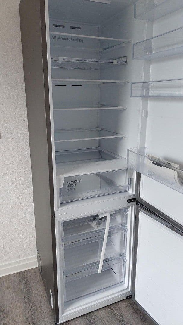 Prenájom bytu 4-izbový 74 m², Emser Strasse 40, Frankfurt, Hesensko Prenájom bytu 4-izbový 74 m², Emser Strasse 40, Frankfurt, Hesensko