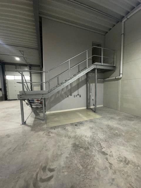 Prenájom nebytového priestoru 11.665 m², Delitzscher Straße 82, Halle, Sasko-Anhaltsko Prenájom nebytového priestoru 11.665 m², Delitzscher Straße 82, Halle, Sasko-Anhaltsko