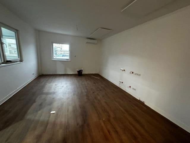 Prenájom nebytového priestoru 11.665 m², Delitzscher Straße 82, Halle, Sasko-Anhaltsko Prenájom nebytového priestoru 11.665 m², Delitzscher Straße 82, Halle, Sasko-Anhaltsko