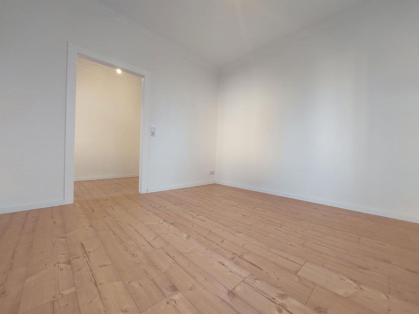 Predaj domu 247 m², pozemek 710 m², Mühlau, Sasko Predaj domu 247 m², pozemek 710 m², Mühlau, Sasko