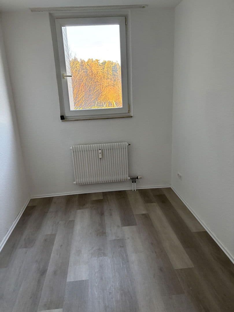 Prenájom bytu 3-izbový 72 m², Holzwiesenstr. 15, Starzach, Bádensko-Wurttembersko Prenájom bytu 3-izbový 72 m², Holzwiesenstr. 15, Starzach, Bádensko-Wurttembersko