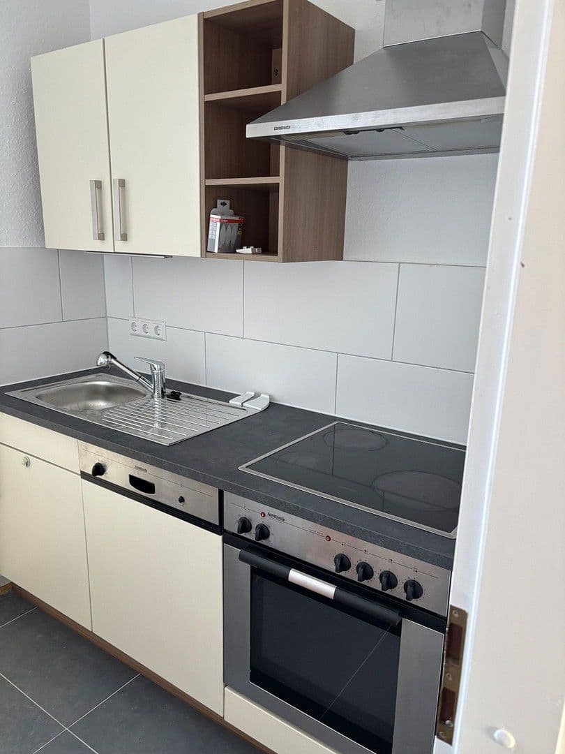 Prenájom bytu 3-izbový 72 m², Holzwiesenstr. 15, Starzach, Bádensko-Wurttembersko Prenájom bytu 3-izbový 72 m², Holzwiesenstr. 15, Starzach, Bádensko-Wurttembersko