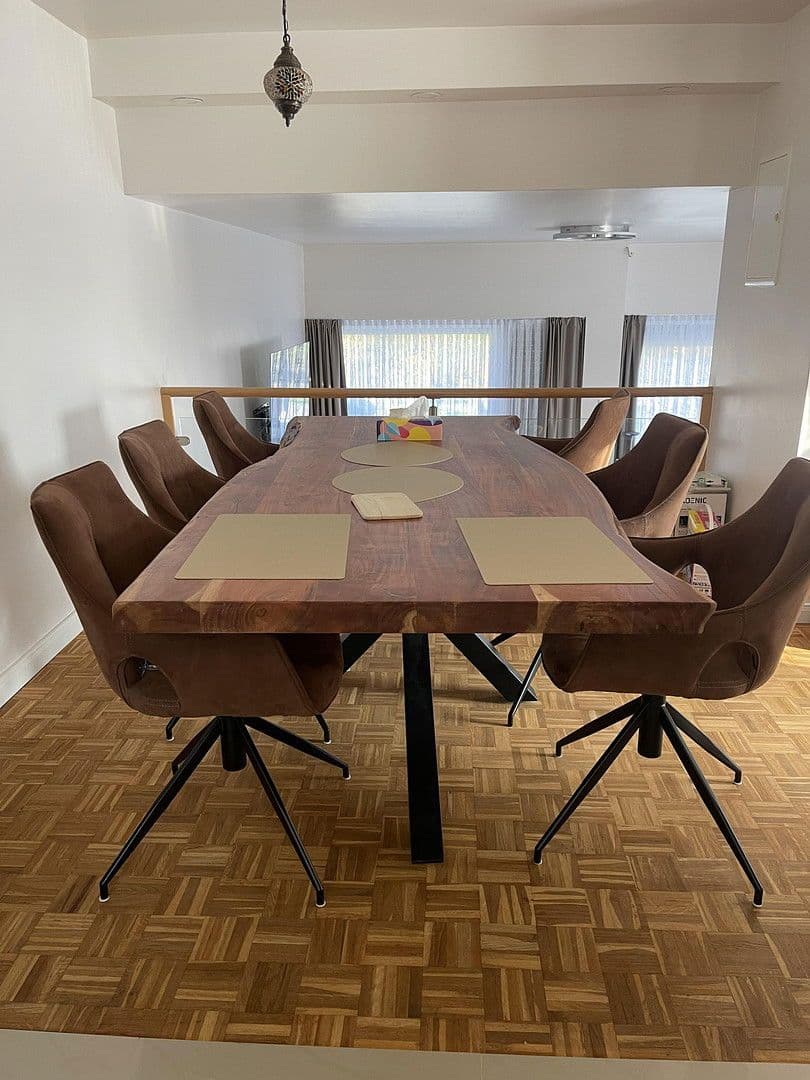 Predaj domu 138 m², pozemek 544 m², Ostfildern, Bádensko-Wurttembersko Predaj domu 138 m², pozemek 544 m², Ostfildern, Bádensko-Wurttembersko