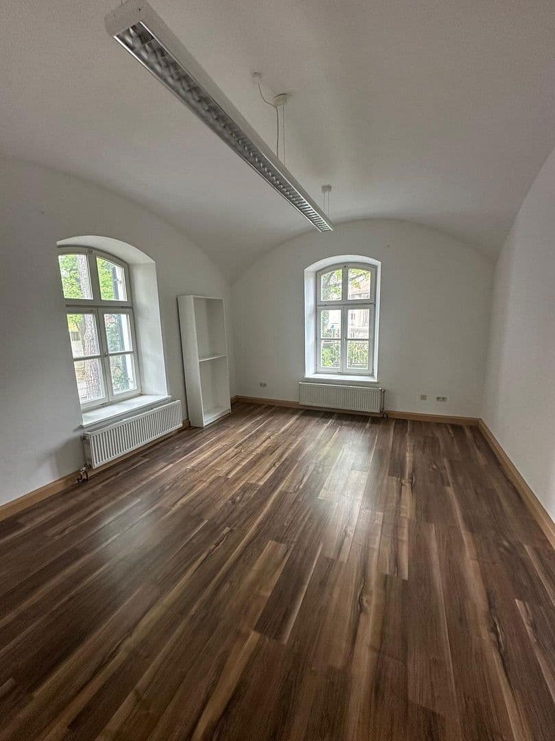 Predaj domu 392 m², pozemek 808 m², Ingolstadt, Bavorsko Predaj domu 392 m², pozemek 808 m², Ingolstadt, Bavorsko