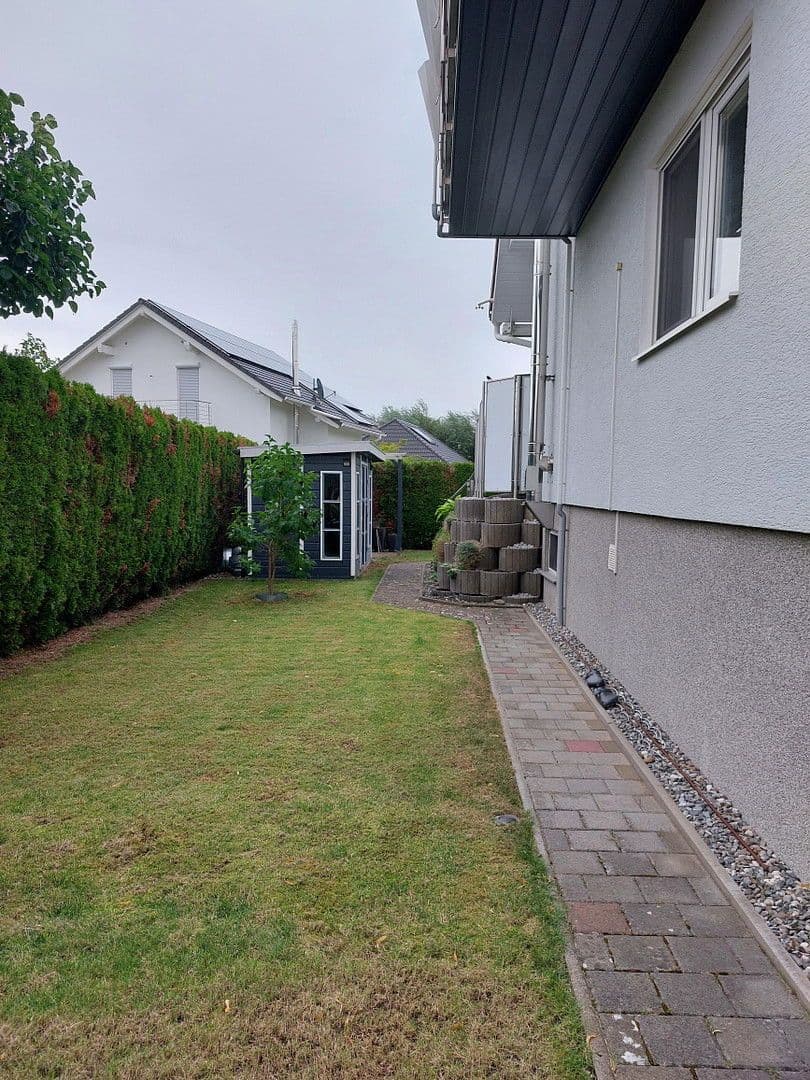 Predaj domu 176 m², pozemek 551 m², Am Schwefelgraben 3, Mühlhausen-Ehingen, Bádensko-Wurttembersko Predaj domu 176 m², pozemek 551 m², Am Schwefelgraben 3, Mühlhausen-Ehingen, Bádensko-Wurttembersko