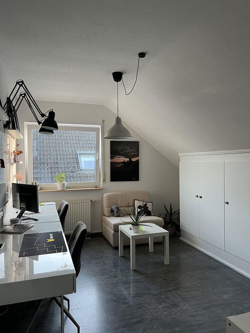 Predaj domu 176 m², pozemek 551 m², Am Schwefelgraben 3, Mühlhausen-Ehingen, Bádensko-Wurttembersko Predaj domu 176 m², pozemek 551 m², Am Schwefelgraben 3, Mühlhausen-Ehingen, Bádensko-Wurttembersko