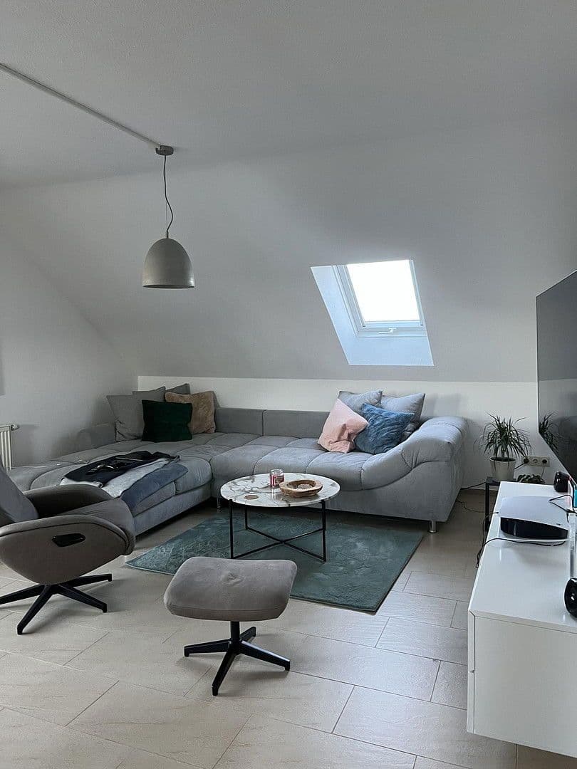 Predaj domu 176 m², pozemek 551 m², Am Schwefelgraben 3, Mühlhausen-Ehingen, Bádensko-Wurttembersko Predaj domu 176 m², pozemek 551 m², Am Schwefelgraben 3, Mühlhausen-Ehingen, Bádensko-Wurttembersko