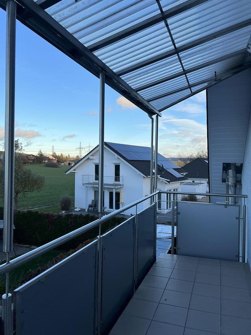 Predaj domu 176 m², pozemek 551 m², Am Schwefelgraben 3, Mühlhausen-Ehingen, Bádensko-Wurttembersko Predaj domu 176 m², pozemek 551 m², Am Schwefelgraben 3, Mühlhausen-Ehingen, Bádensko-Wurttembersko