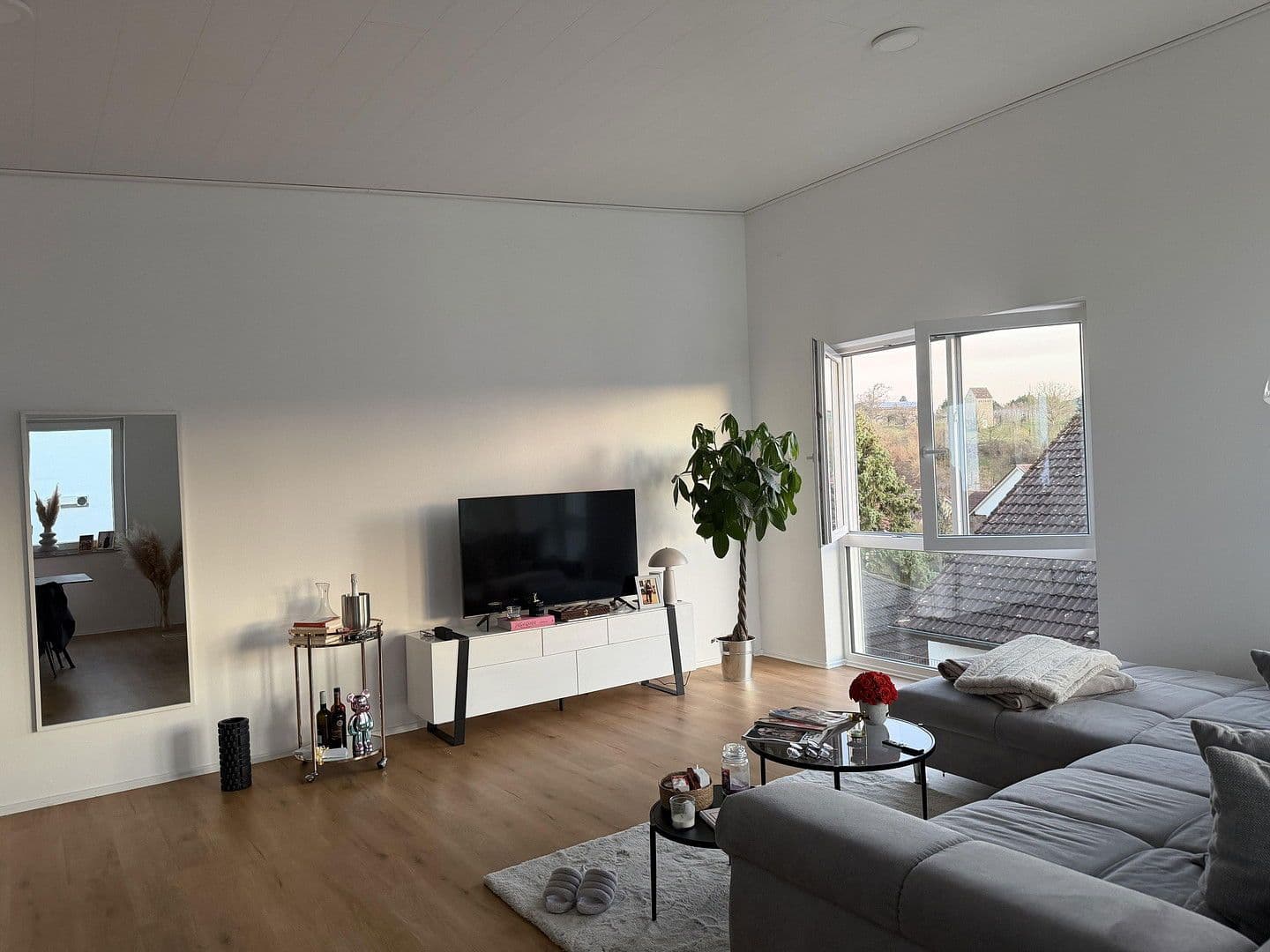 Prenájom bytu 2-izbový 65 m², Bretzfeld, Bádensko-Wurttembersko Prenájom bytu 2-izbový 65 m², Bretzfeld, Bádensko-Wurttembersko