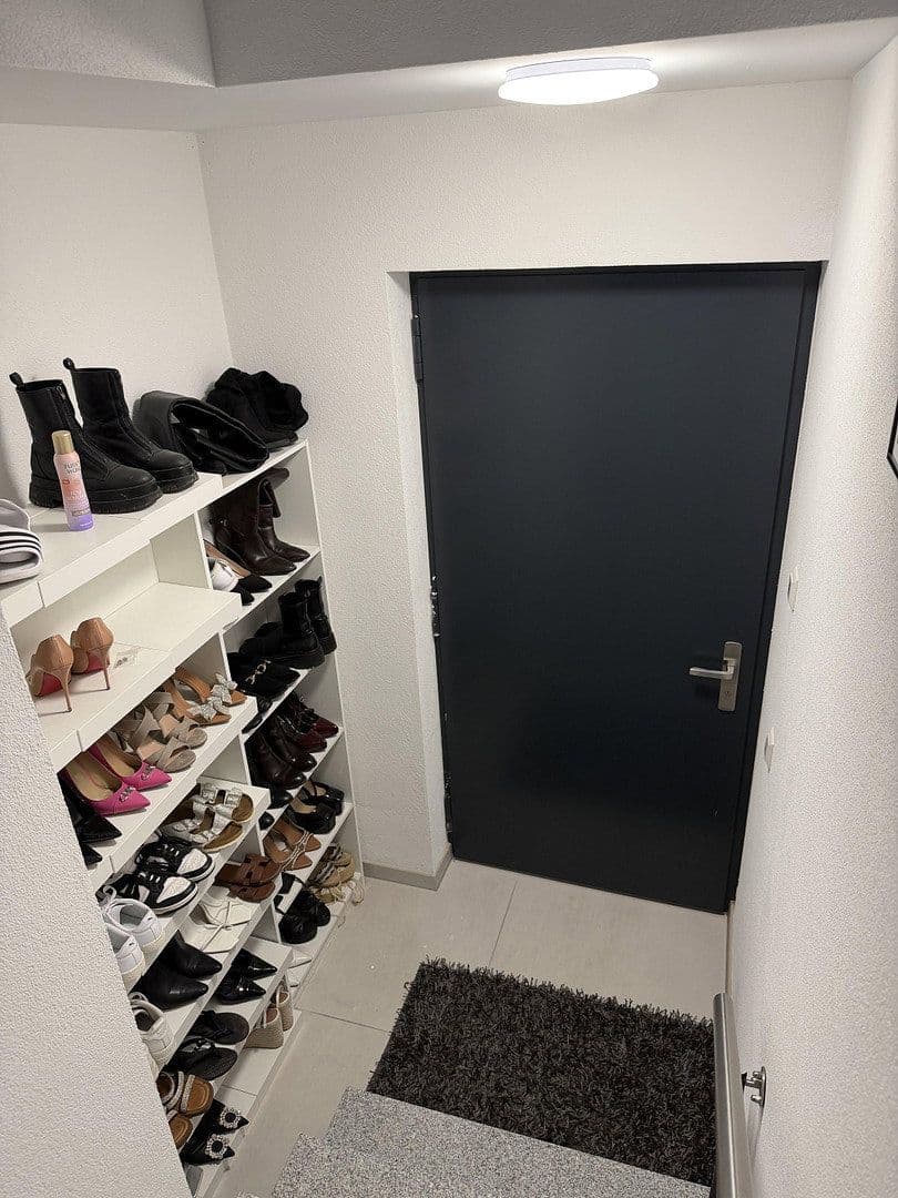 Prenájom bytu 2-izbový 65 m², Bretzfeld, Bádensko-Wurttembersko Prenájom bytu 2-izbový 65 m², Bretzfeld, Bádensko-Wurttembersko