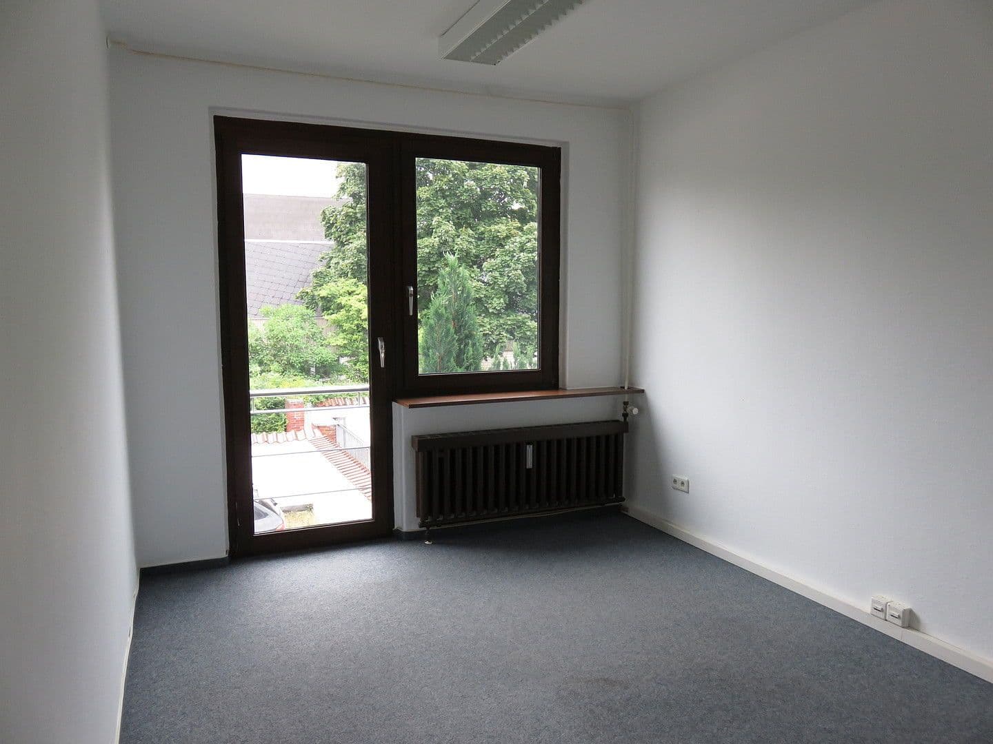 Predaj domu 365 m², pozemek 361 m², Wolfsburg, Dolné Sasko Predaj domu 365 m², pozemek 361 m², Wolfsburg, Dolné Sasko