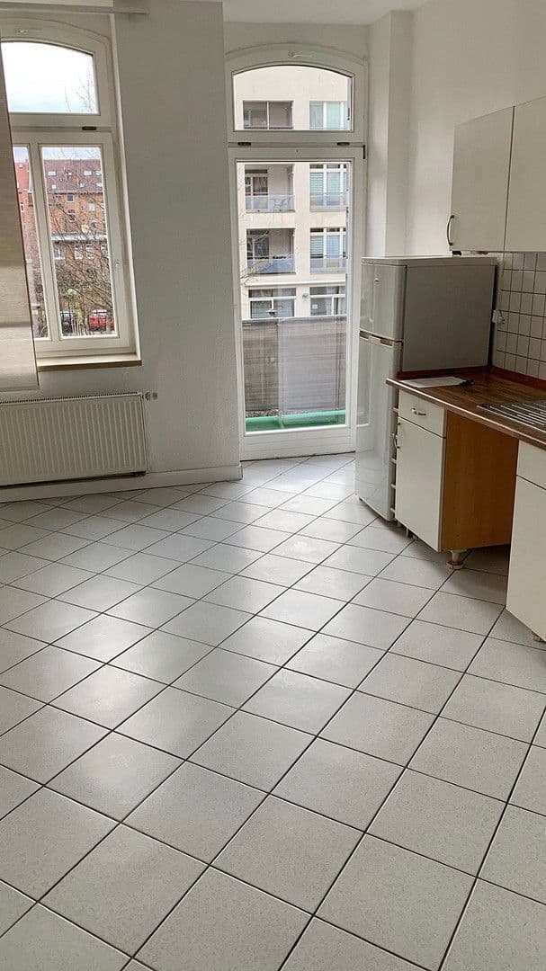 Prenájom bytu 2-izbový 63 m², Rathenaustraße 23, Erfurt, Durínsko Prenájom bytu 2-izbový 63 m², Rathenaustraße 23, Erfurt, Durínsko