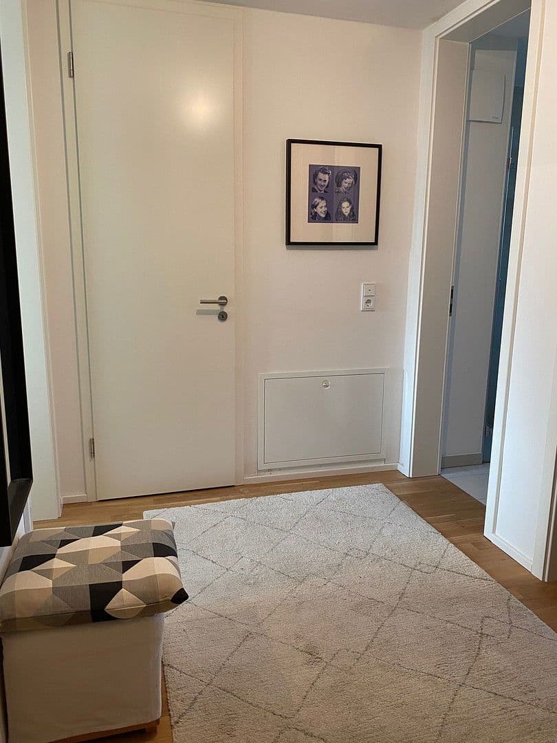 Predaj domu 139 m², pozemek 122 m², Rotkehlchenweg 134, Wiesbaden-Nordenstadt, Hesensko Predaj domu 139 m², pozemek 122 m², Rotkehlchenweg 134, Wiesbaden-Nordenstadt, Hesensko