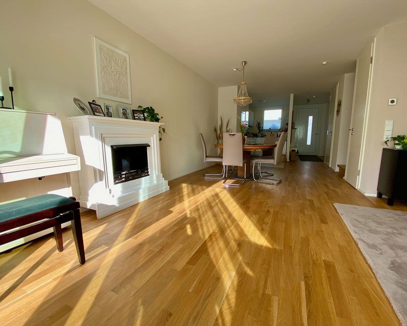 Predaj domu 139 m², pozemek 122 m², Rotkehlchenweg 134, Wiesbaden-Nordenstadt, Hesensko Predaj domu 139 m², pozemek 122 m², Rotkehlchenweg 134, Wiesbaden-Nordenstadt, Hesensko