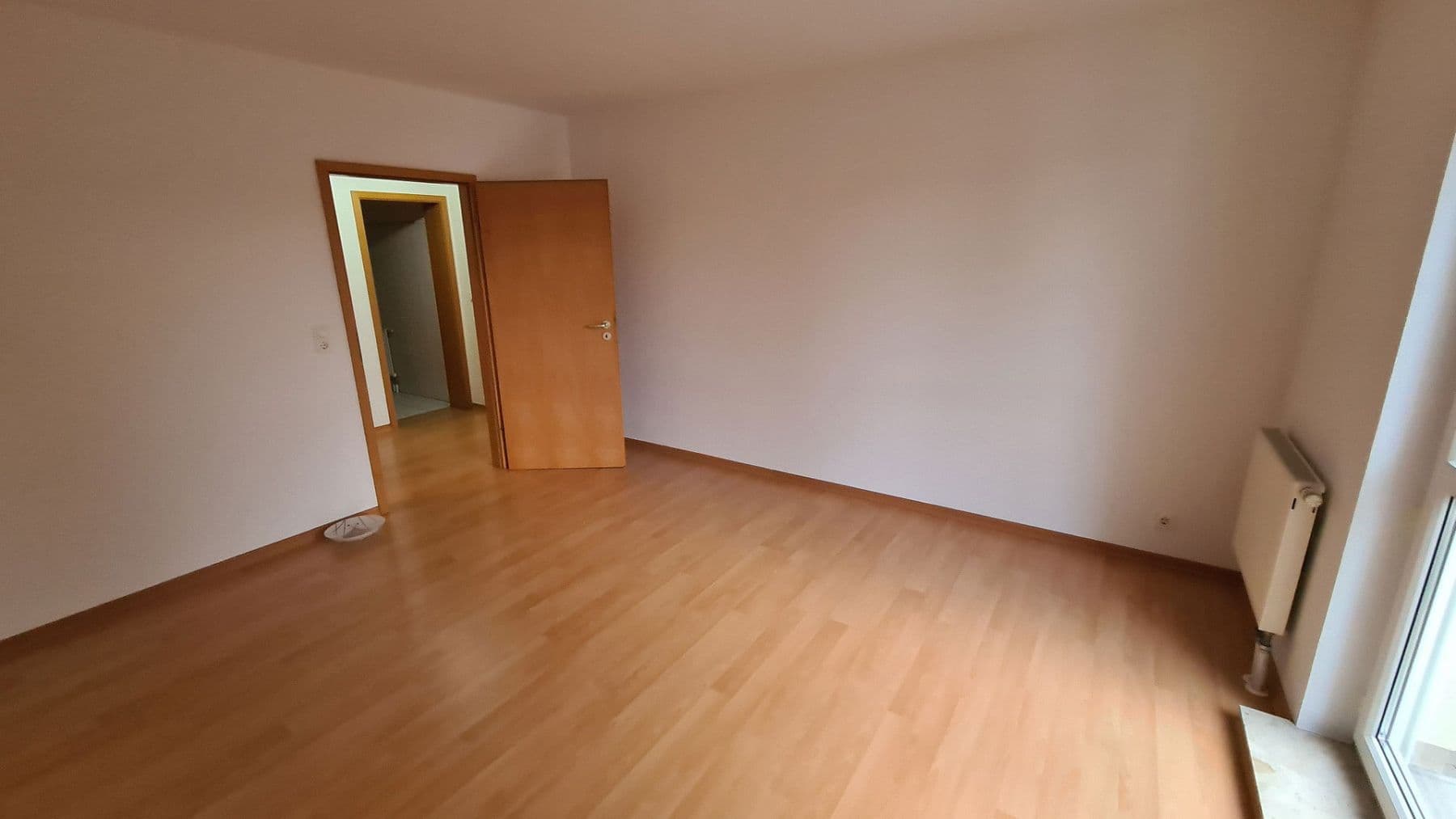 Prenájom bytu 2-izbový 78 m², Suhl, Durínsko Prenájom bytu 2-izbový 78 m², Suhl, Durínsko