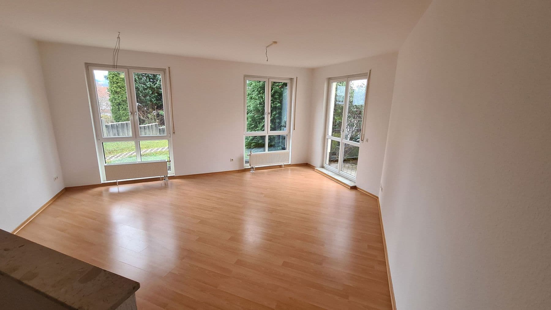 Prenájom bytu 2-izbový 78 m², Suhl, Durínsko Prenájom bytu 2-izbový 78 m², Suhl, Durínsko