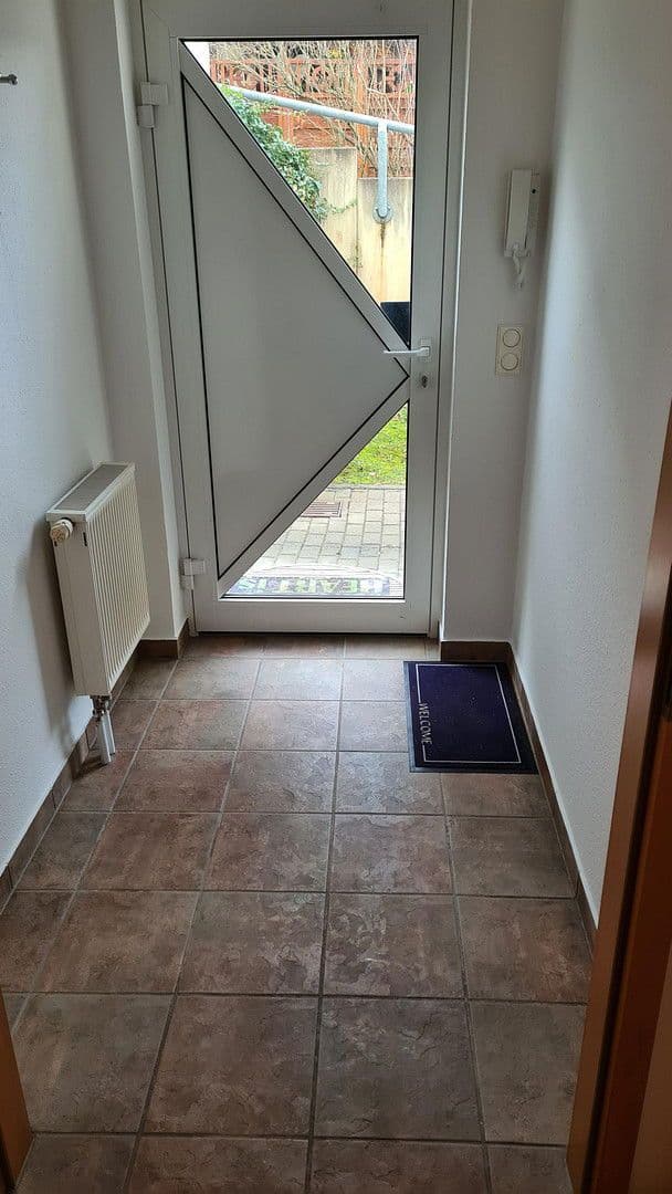 Prenájom bytu 2-izbový 78 m², Suhl, Durínsko Prenájom bytu 2-izbový 78 m², Suhl, Durínsko