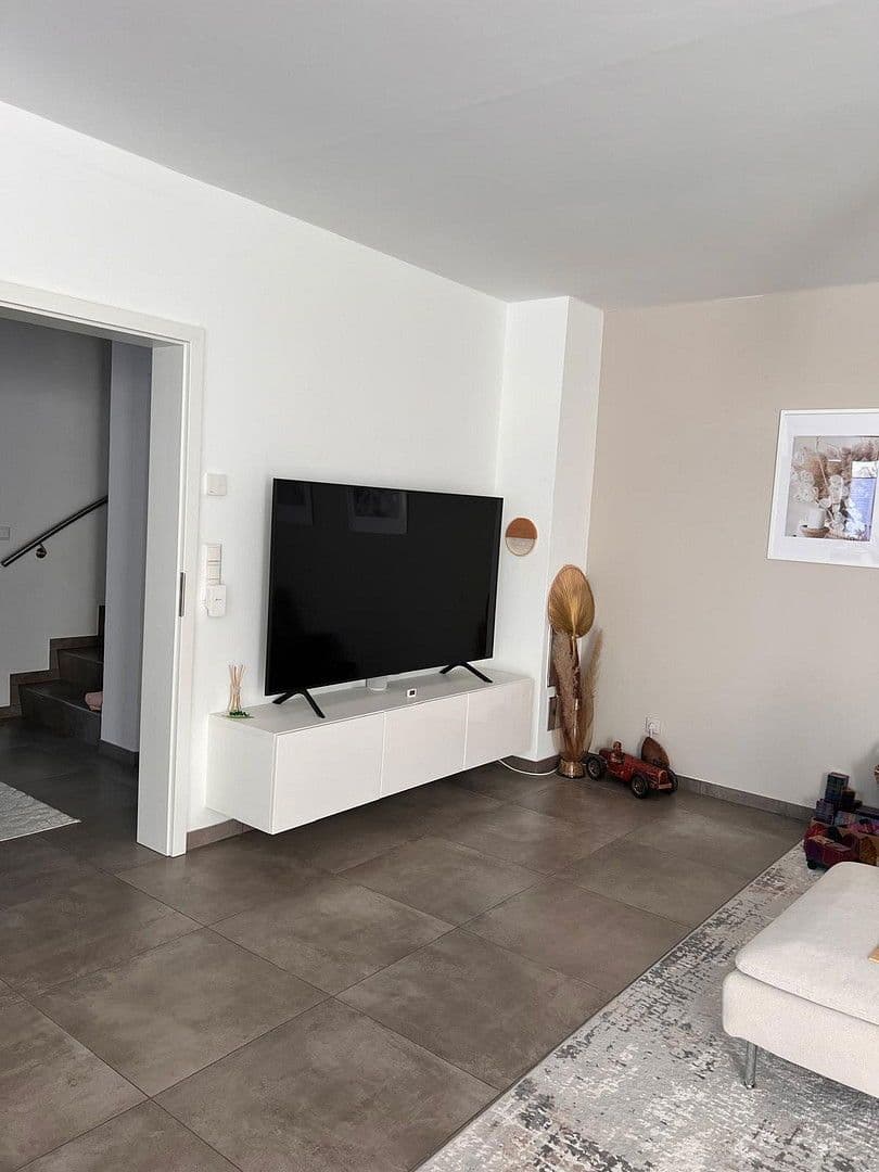 Prenájom domu 135 m², pozemek 666 m², Schwarmstedt, Dolné Sasko Prenájom domu 135 m², pozemek 666 m², Schwarmstedt, Dolné Sasko