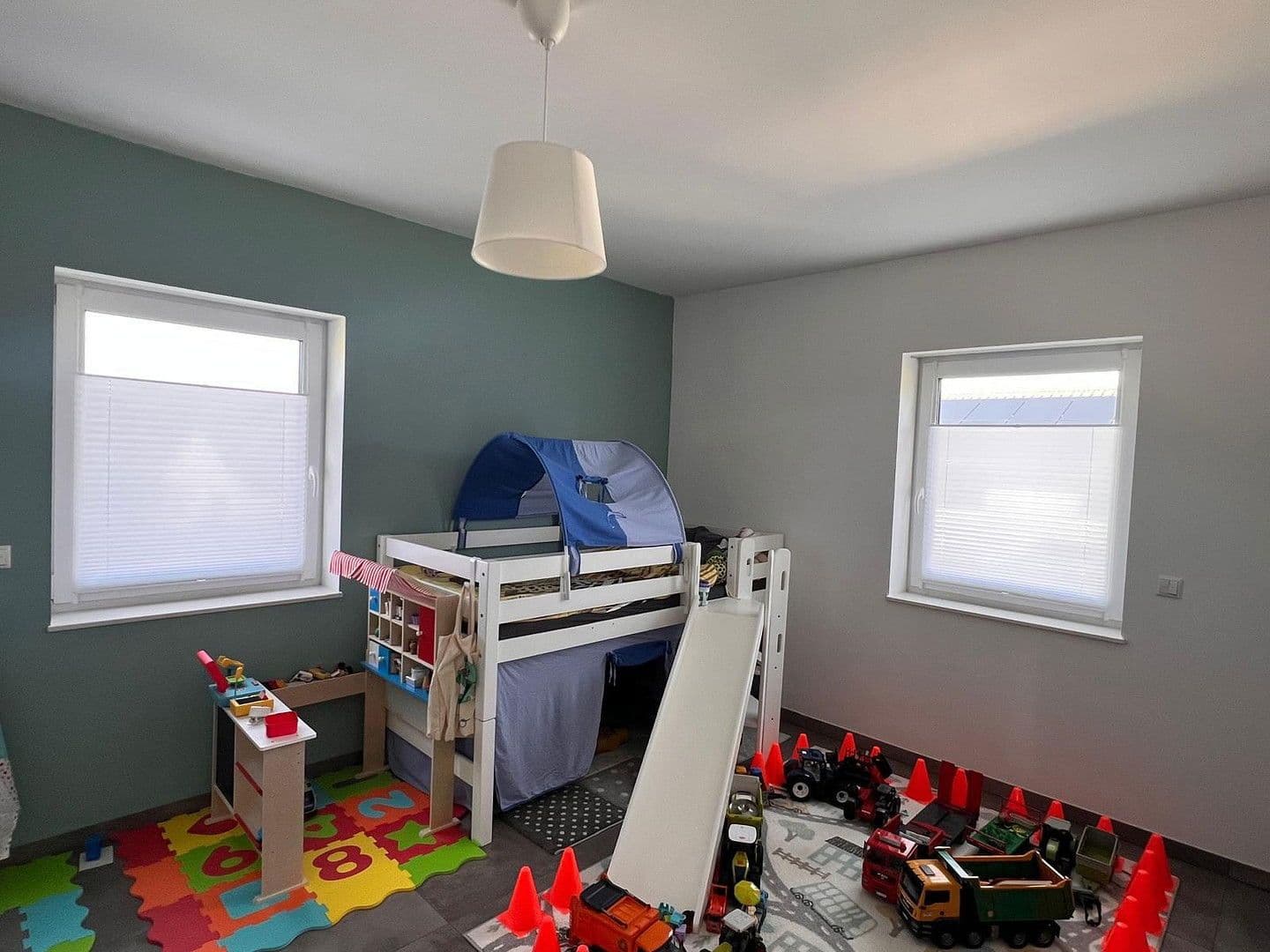 Prenájom domu 135 m², pozemek 666 m², Schwarmstedt, Dolné Sasko Prenájom domu 135 m², pozemek 666 m², Schwarmstedt, Dolné Sasko