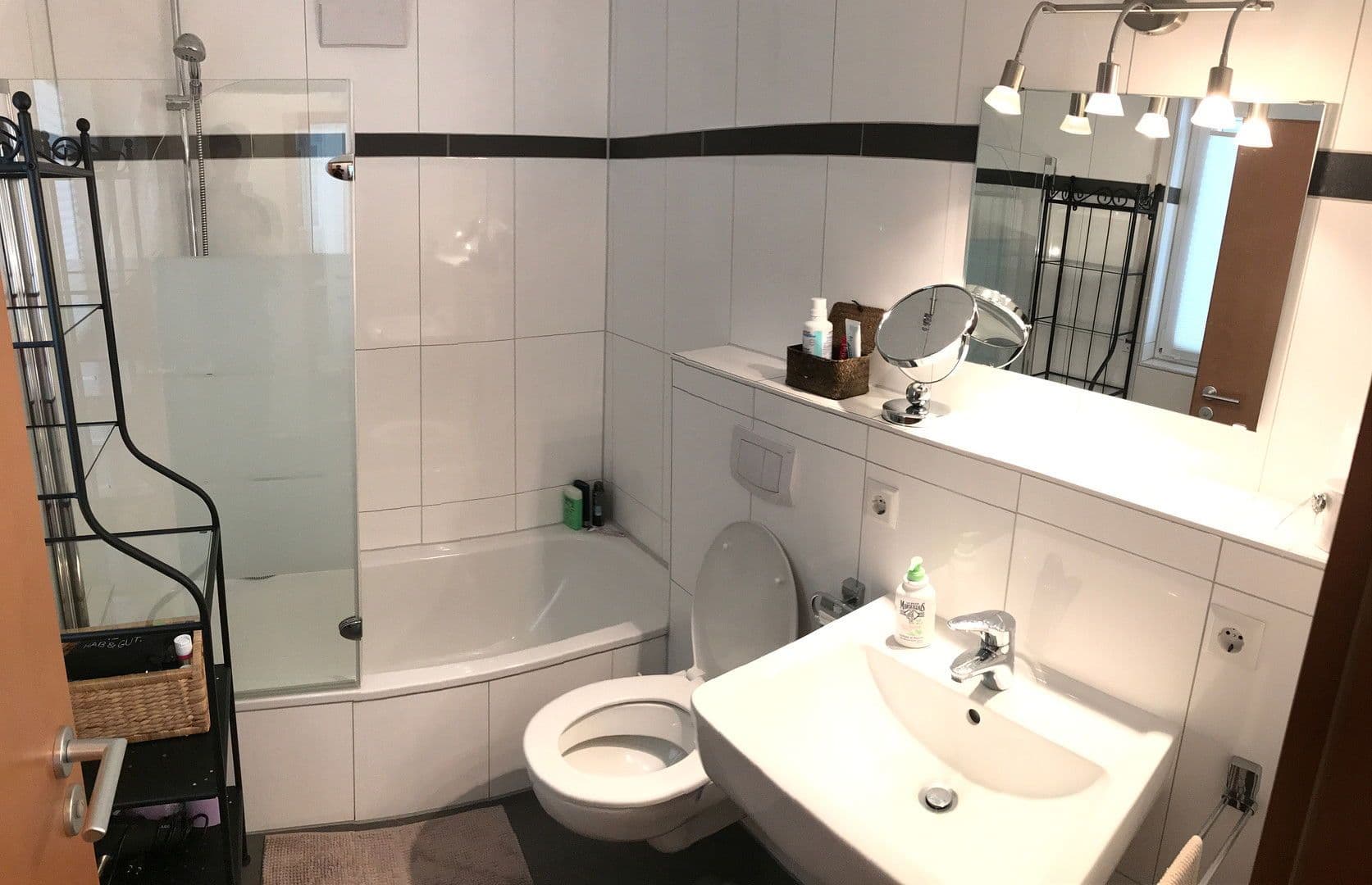 Prenájom bytu 2-izbový 42 m², Wilhelmstraße 121, Tübingen, Bádensko-Wurttembersko Prenájom bytu 2-izbový 42 m², Wilhelmstraße 121, Tübingen, Bádensko-Wurttembersko