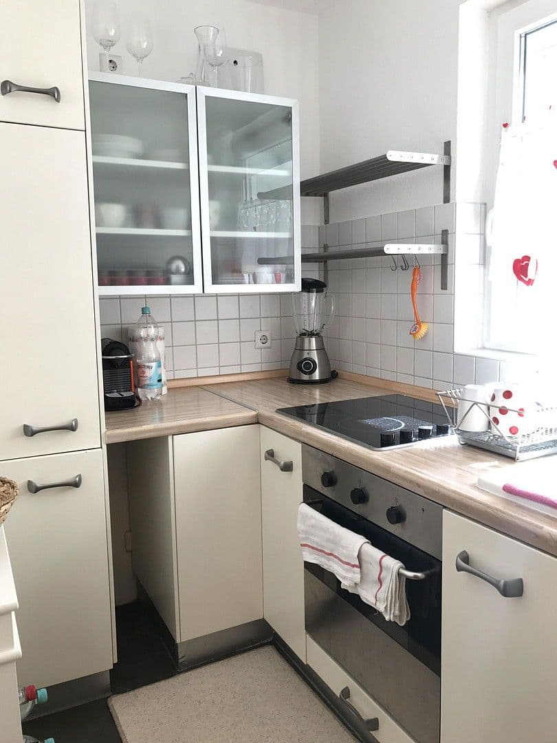 Prenájom bytu 2-izbový 42 m², Wilhelmstraße 121, Tübingen, Bádensko-Wurttembersko Prenájom bytu 2-izbový 42 m², Wilhelmstraße 121, Tübingen, Bádensko-Wurttembersko