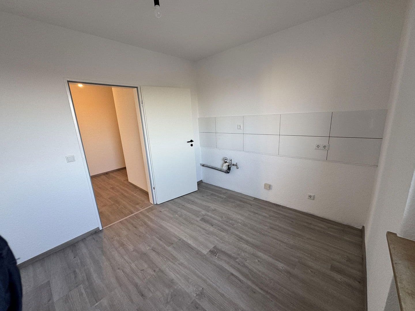 Prenájom bytu 2-izbový 65 m², Kiefernweg 2, Fröndenberg/Ruhr, Severné Porýnie - Westfálsko Prenájom bytu 2-izbový 65 m², Kiefernweg 2, Fröndenberg/Ruhr, Severné Porýnie - Westfálsko