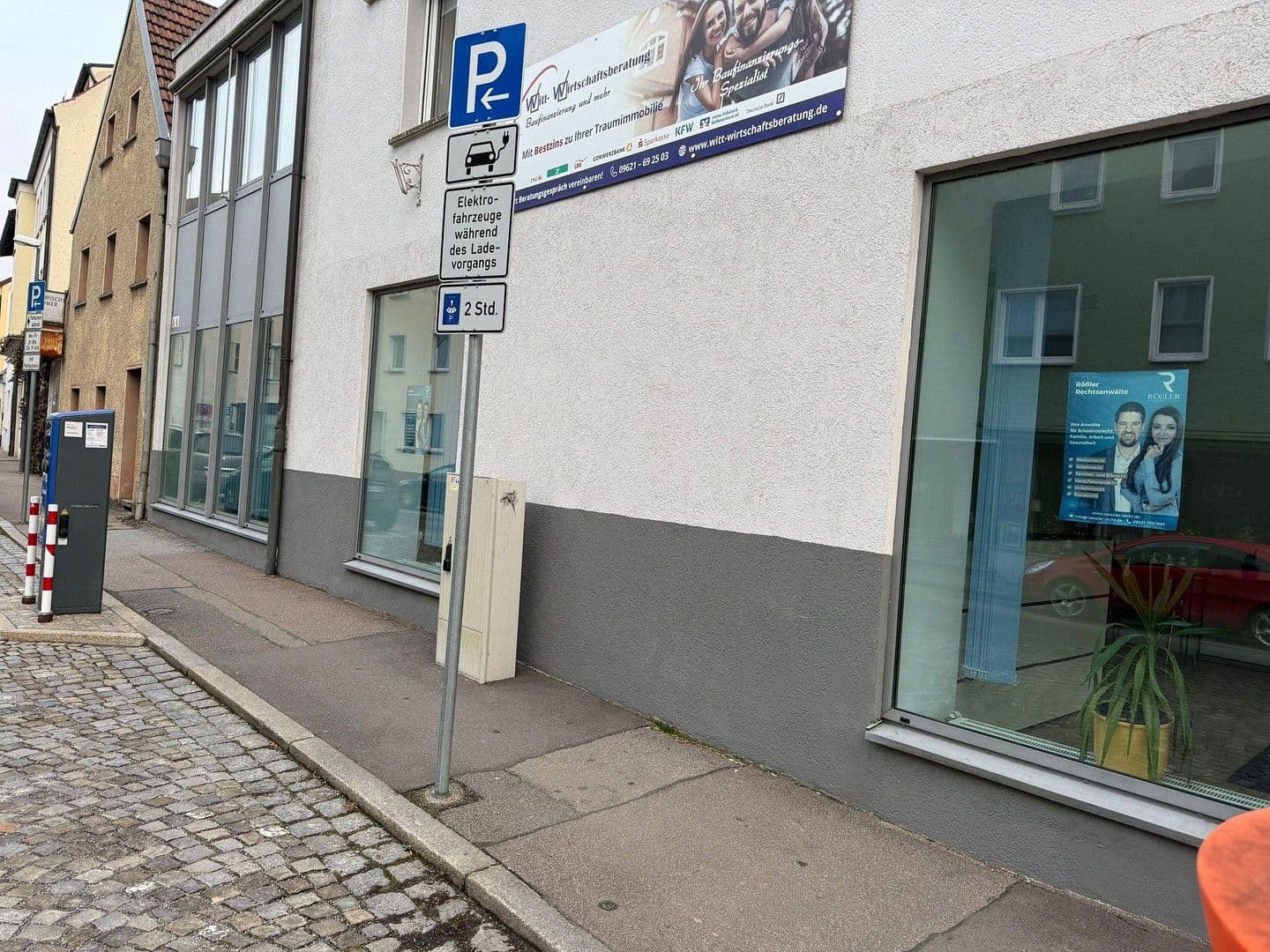 Prenájom nebytového priestoru 77 m², Bahnhofstr. 13, Schwandorf, Bavorsko Prenájom nebytového priestoru 77 m², Bahnhofstr. 13, Schwandorf, Bavorsko