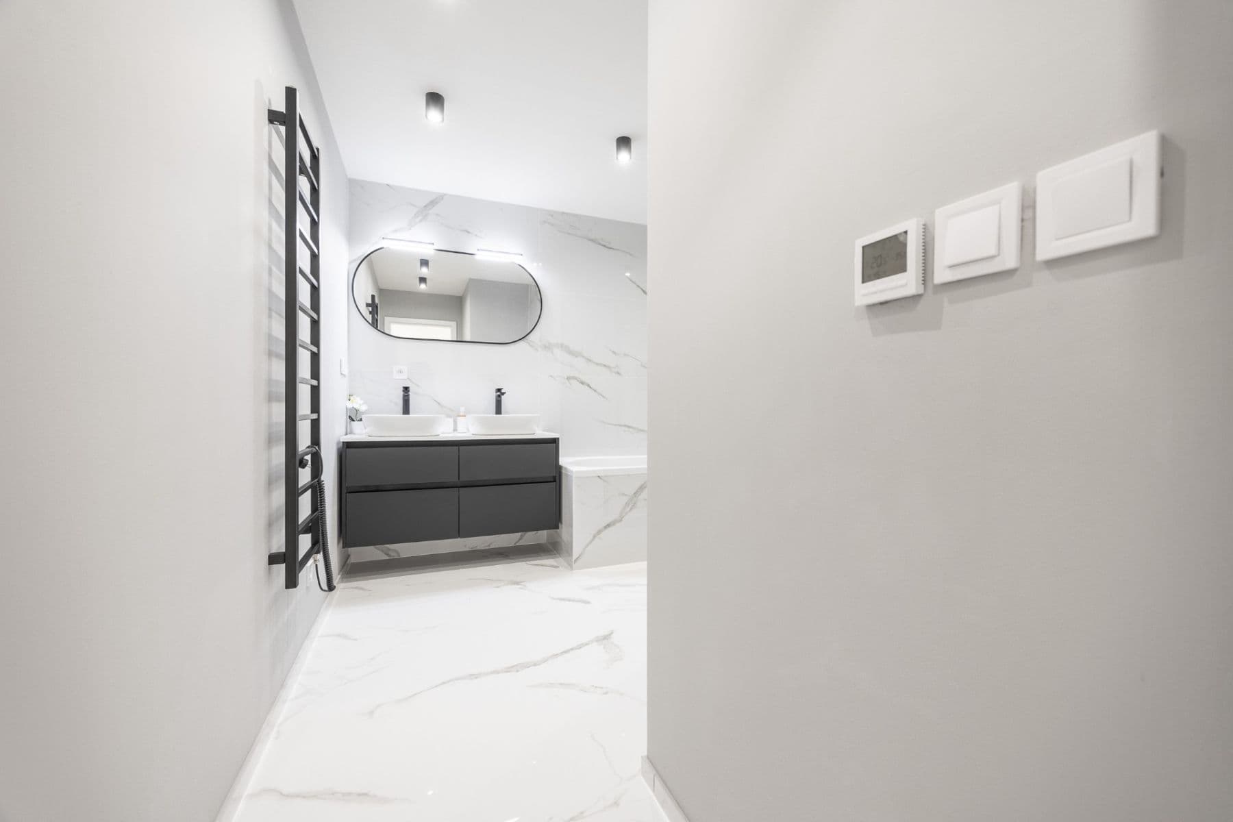 Predaj bytu 3-izbový 100 m², Jeřabinová, Praha, Praha Predaj bytu 3-izbový 100 m², Jeřabinová, Praha, Praha