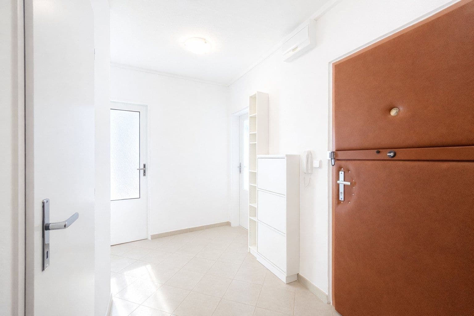 Prenájom bytu 3-izbový 63 m², Vašátkova, Praha, Praha Prenájom bytu 3-izbový 63 m², Vašátkova, Praha, Praha