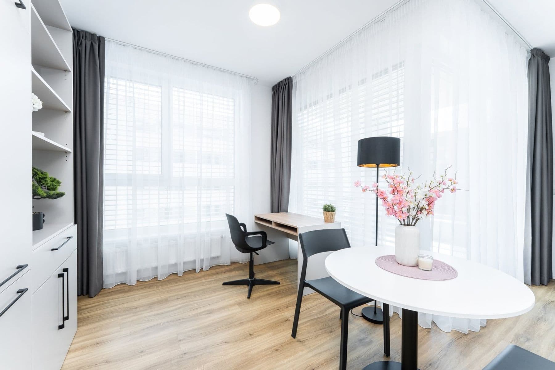 Prenájom bytu 2-izbový 49 m², Odkolkova, Praha, Praha Prenájom bytu 2-izbový 49 m², Odkolkova, Praha, Praha