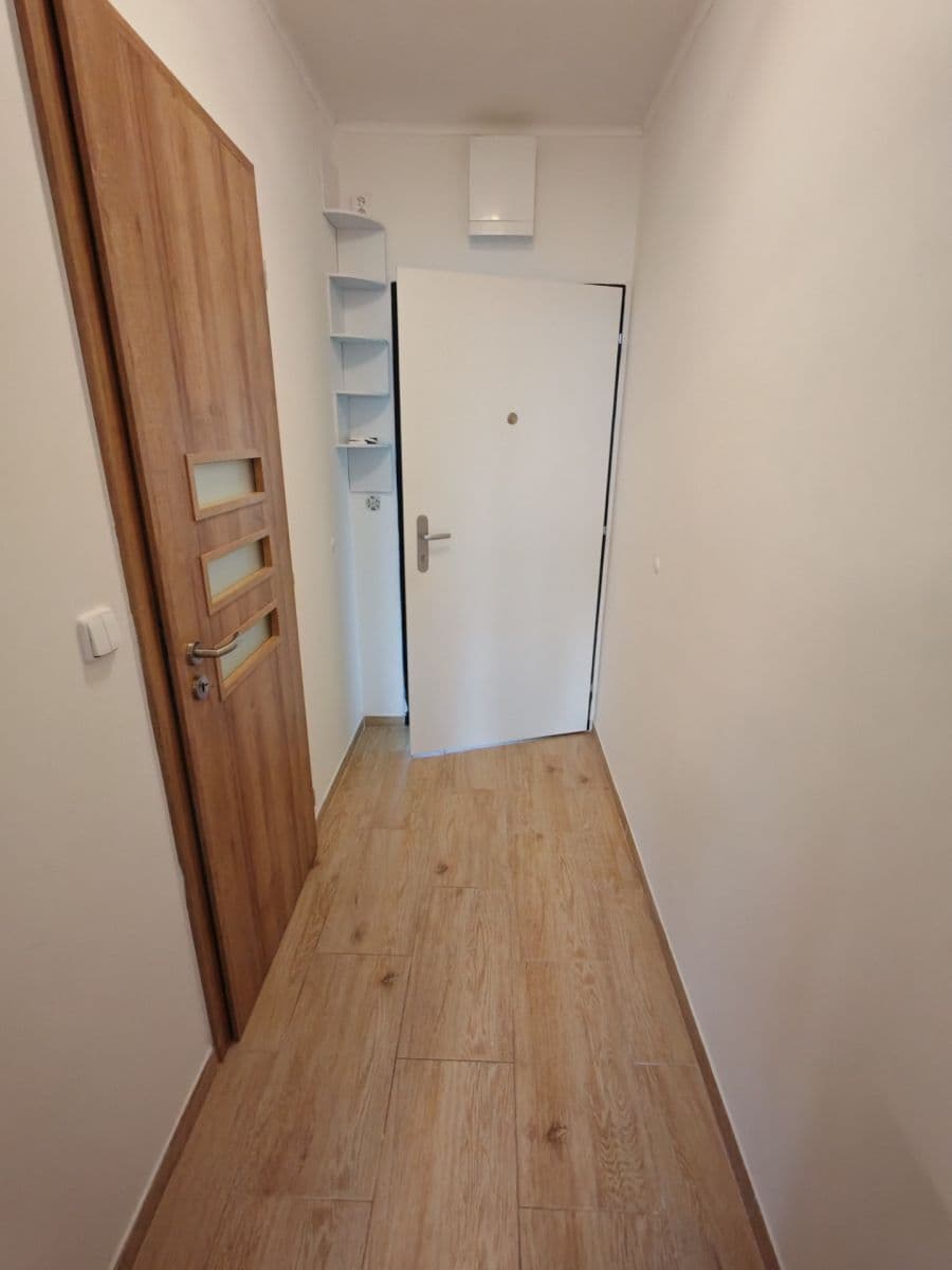 Prenájom bytu 1-izbový 25 m², Kralická, Praha, Praha Prenájom bytu 1-izbový 25 m², Kralická, Praha, Praha
