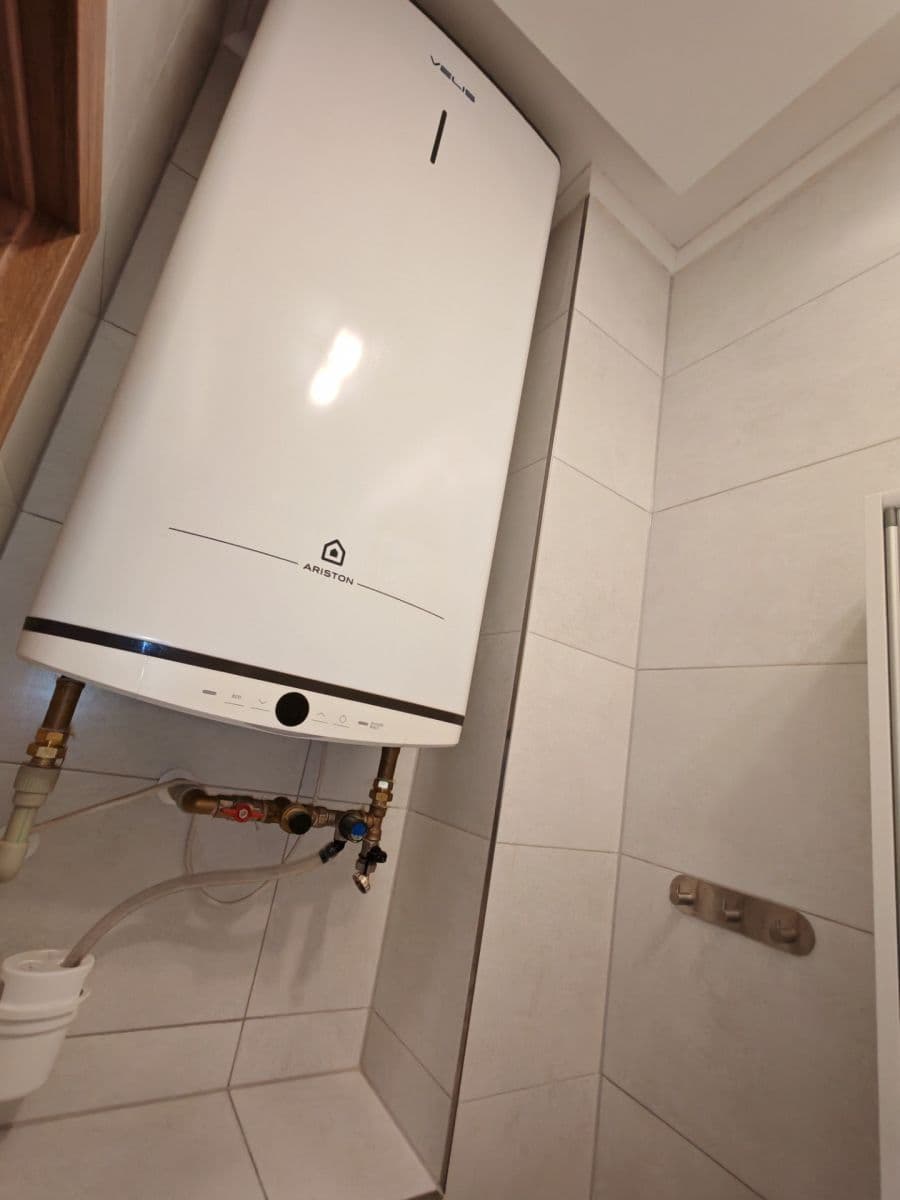 Prenájom bytu 1-izbový 25 m², Kralická, Praha, Praha Prenájom bytu 1-izbový 25 m², Kralická, Praha, Praha