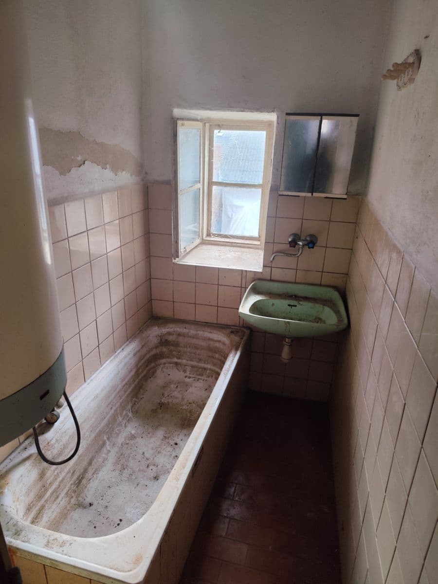 Predaj domu 94 m², pozemek 94 m², Žižkova, Lišov, Jihočeský kraj Predaj domu 94 m², pozemek 94 m², Žižkova, Lišov, Jihočeský kraj