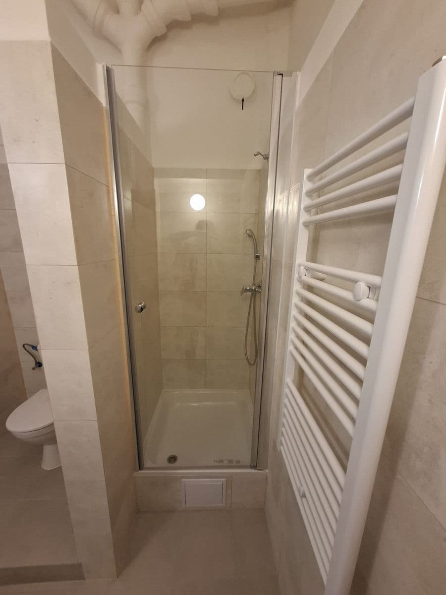 Prenájom bytu 2-izbový 72 m², Hartigova, Praha, Praha Prenájom bytu 2-izbový 72 m², Hartigova, Praha, Praha