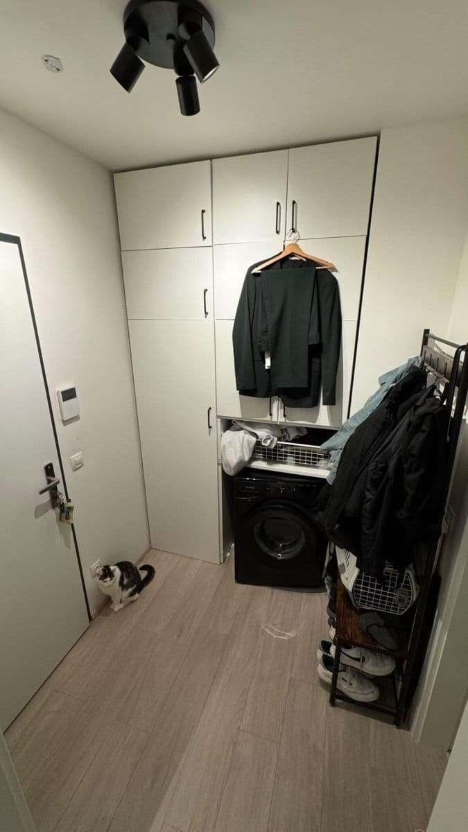 Prenájom bytu 1-izbový 37 m², Hartigova, Praha, Praha Prenájom bytu 1-izbový 37 m², Hartigova, Praha, Praha