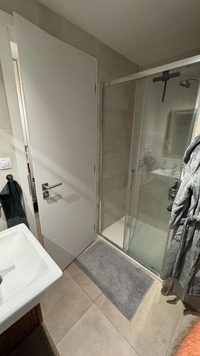 Prenájom bytu 1-izbový 37 m², Hartigova, Praha, Praha Prenájom bytu 1-izbový 37 m², Hartigova, Praha, Praha