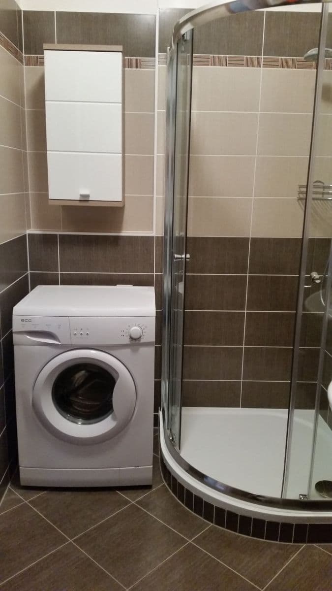 Prenájom bytu 1-izbový 34 m², Miloše Havla, Praha, Praha Prenájom bytu 1-izbový 34 m², Miloše Havla, Praha, Praha